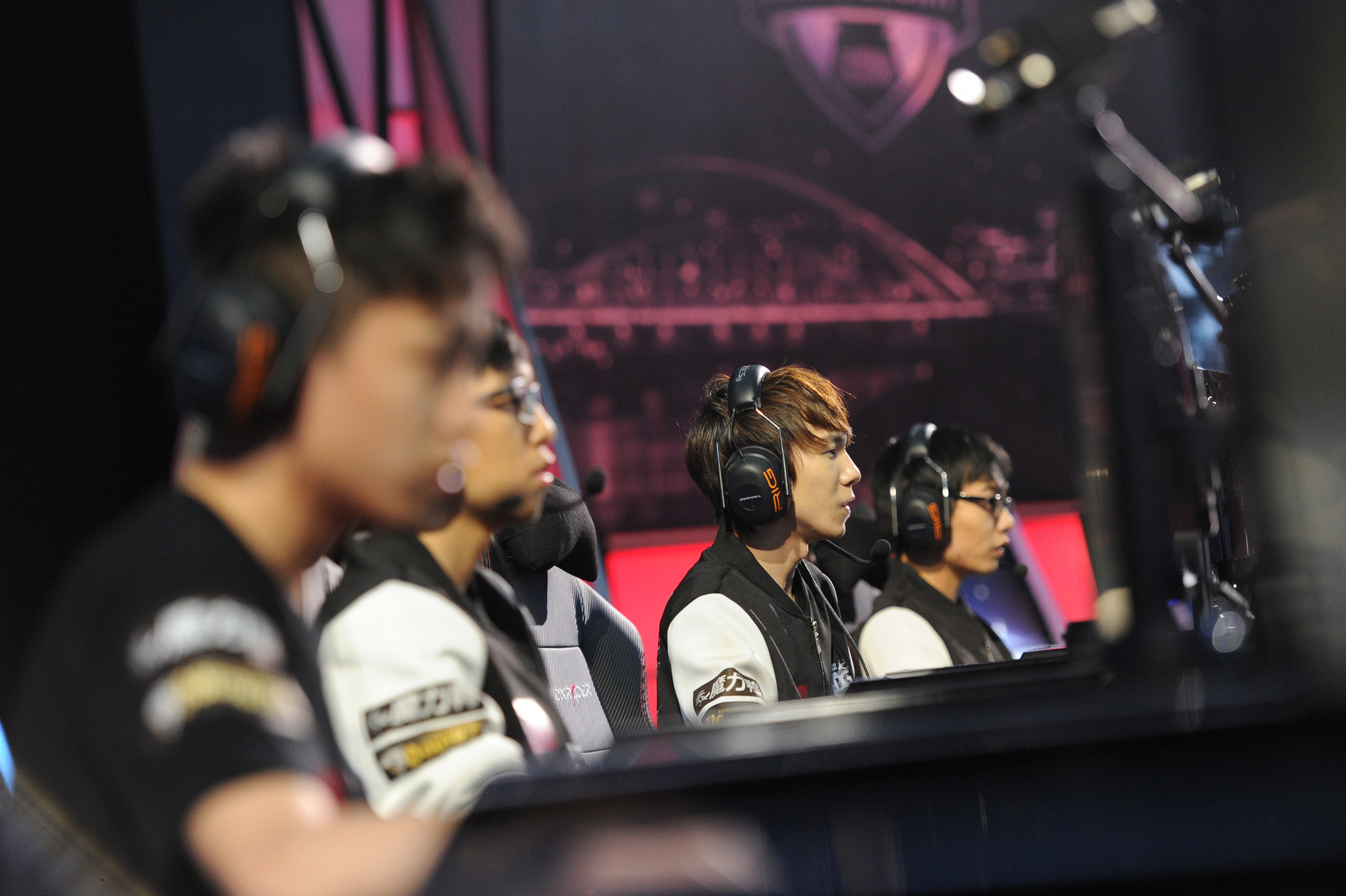 LPL春季赛前瞻：Rookie自信迎战T1，Meiko点评iG战队上限